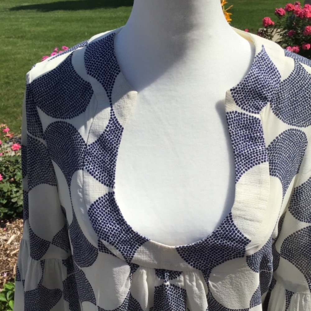 Trina Turk "Bonita" Blue White Print Dress with Bell Sleeve sz 2 MSRP $248. - Picture 12 of 17